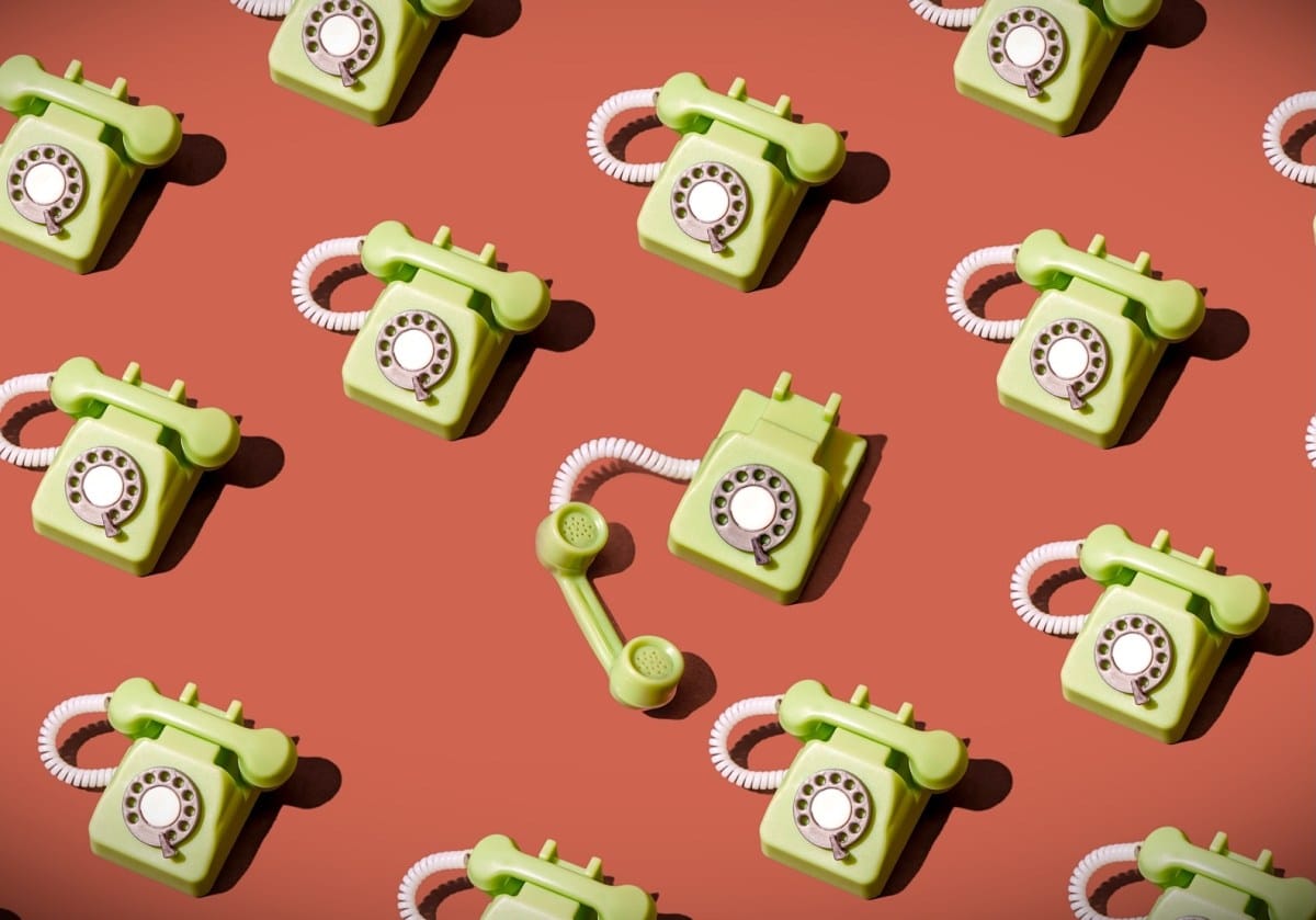 Retro Teknoloji Yeniden Sahneye Çıkıyor: Boombox'tan Anlık Kamera ve Sabit Telefonlara