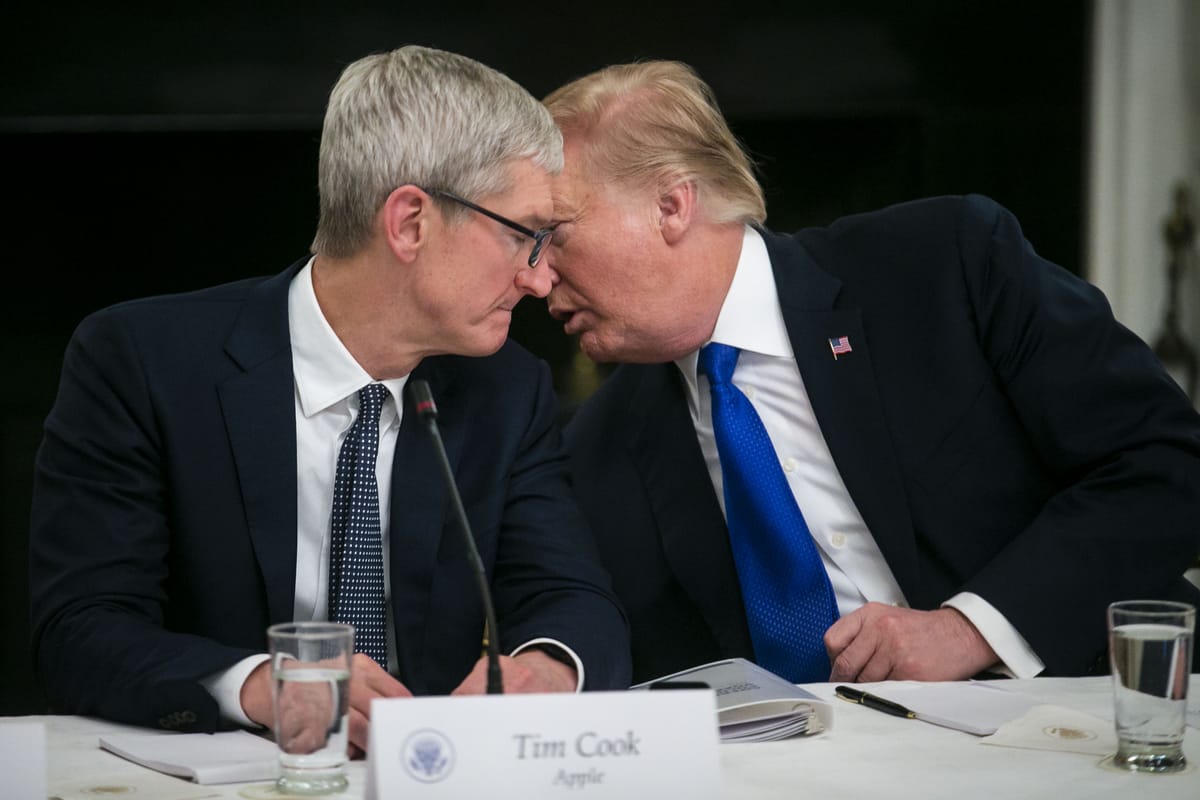 Tim Cook, Apple’ın Trump Danışmanı Olarak Kalıyor