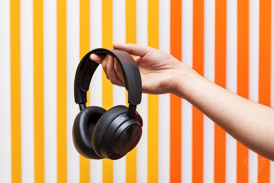 SteelSeries Nova Pro Wireless Kulaklıkta 80$ İndirim
