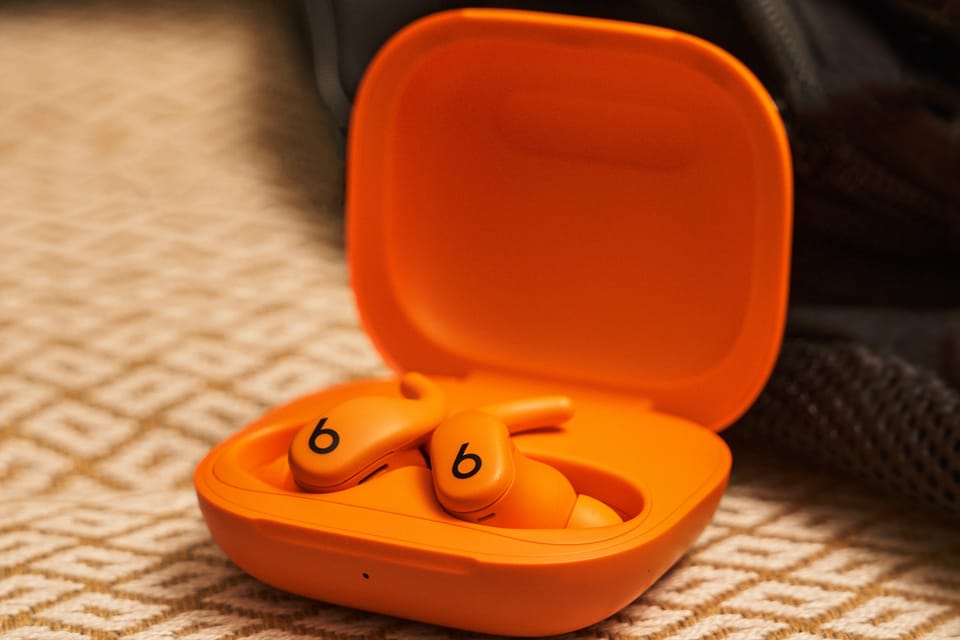 Beats Powerbeats Fit, Amazon Büyük İlkbahar Satışı'nda %15 İndirimle Satışa Çıktı