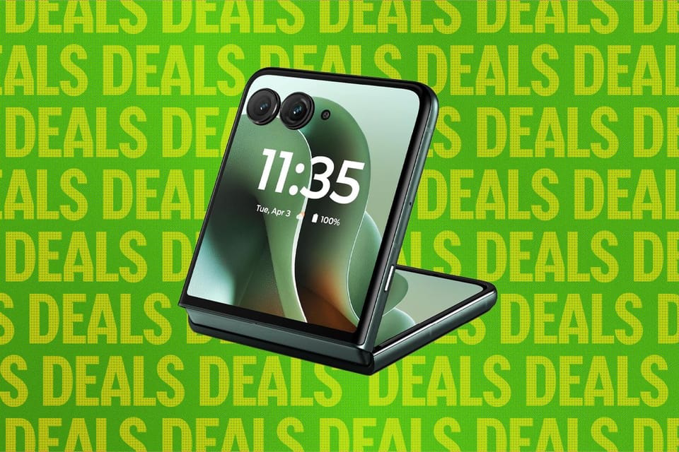 Motorola Razr Ultra Fiyatı Amazon’da Yarıya İndirildi